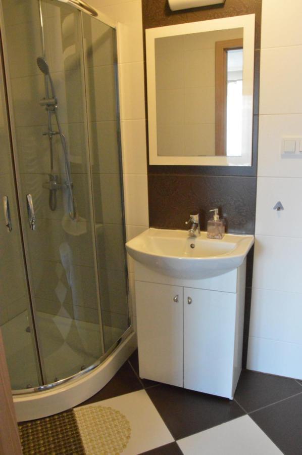 Rodzinny Apartament Folker Wegierska Gorka Exterior foto