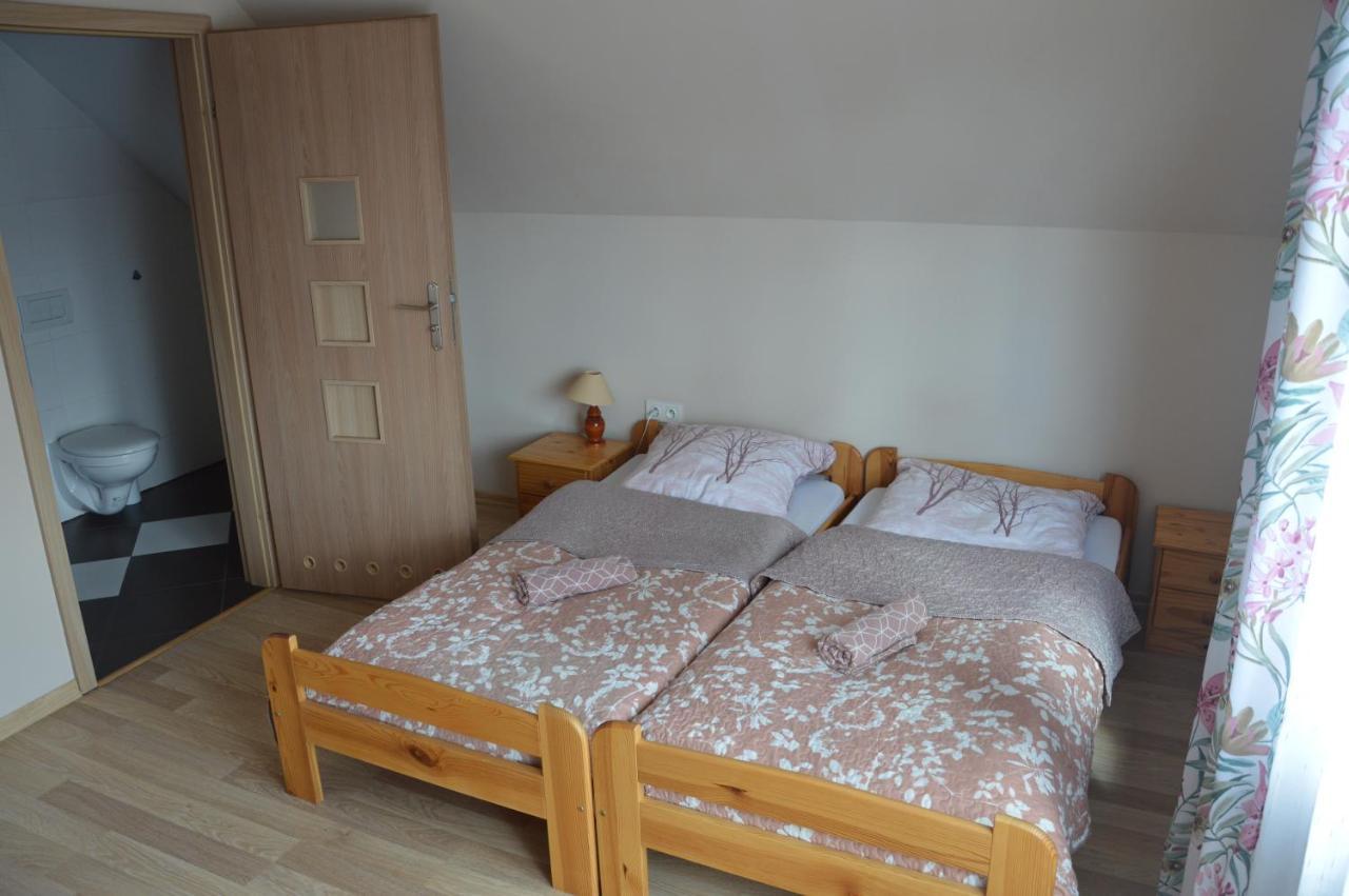 Rodzinny Apartament Folker Wegierska Gorka Exterior foto